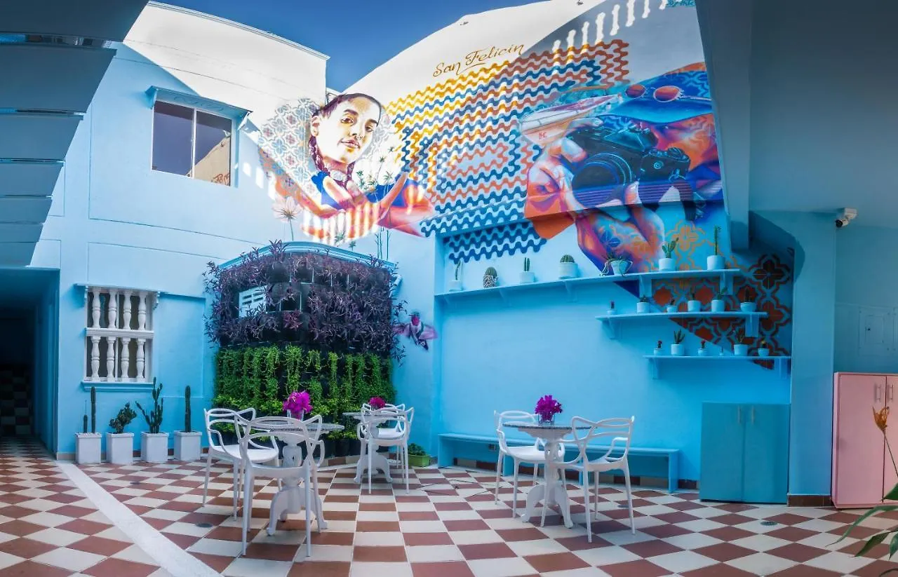 San Felicin Hostel contacts